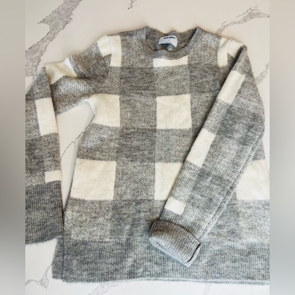 Old Navy Checkered sweater size XS